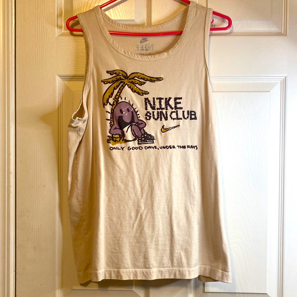 Men Nike tank